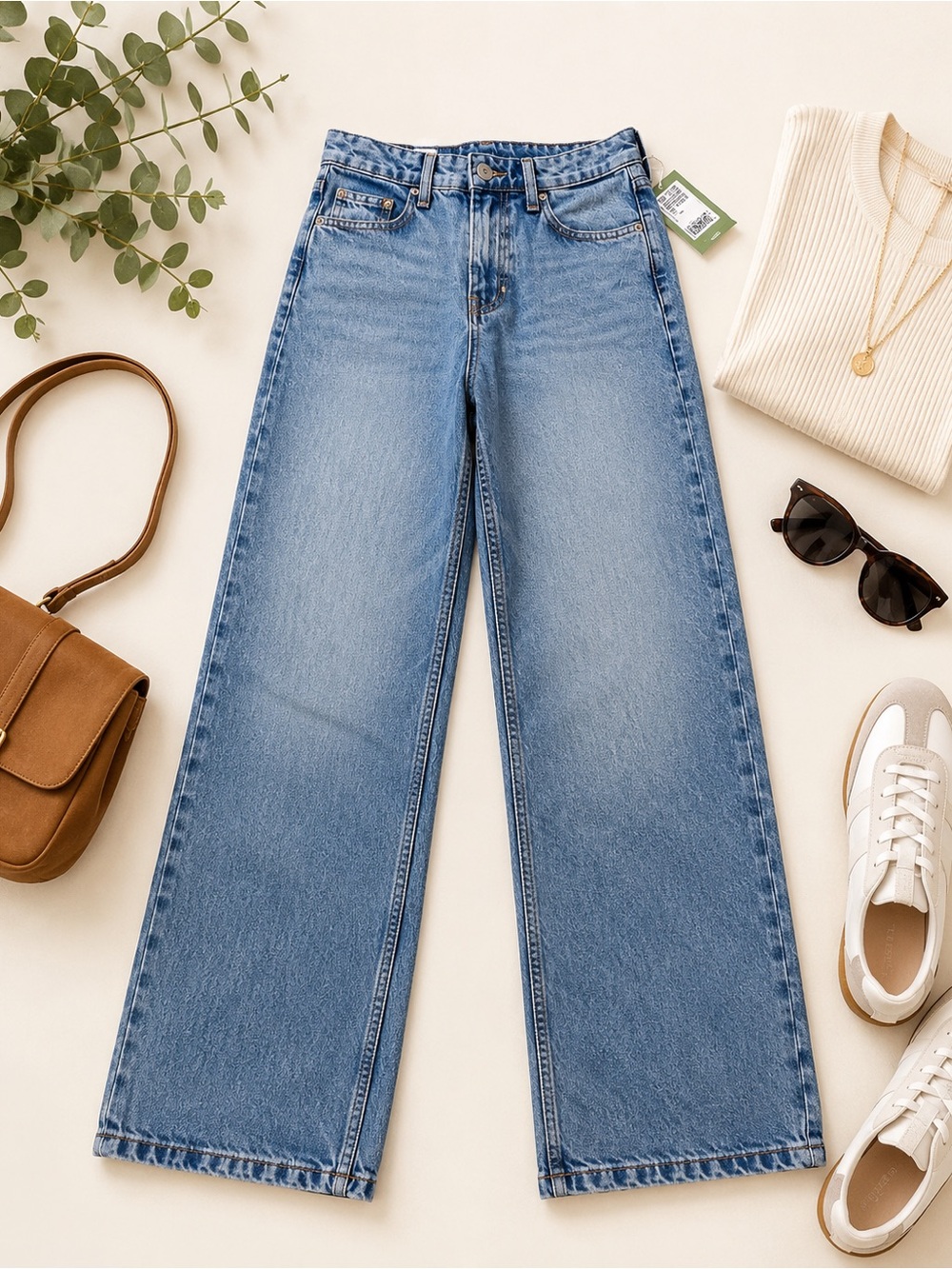 H&M Baggy Jeans Light Wash Wide Leg Denim Size 2 (Fits 4) NWT